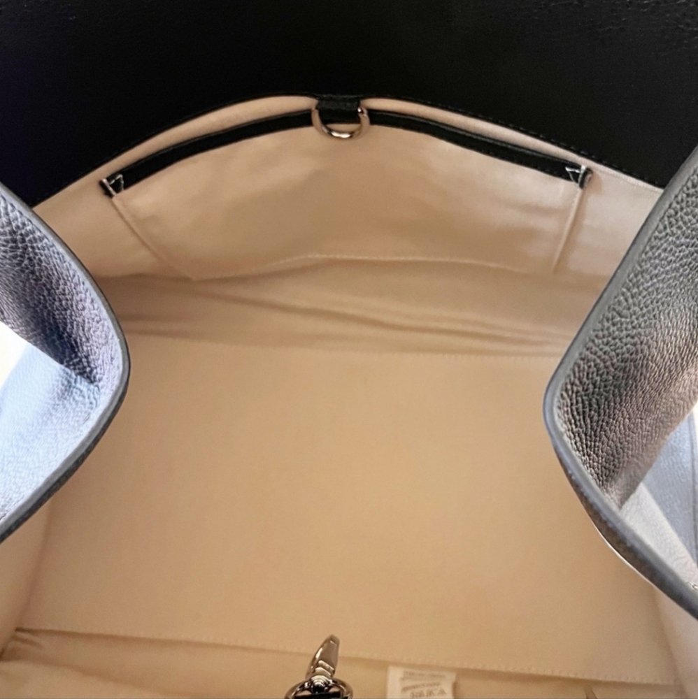 Black Leather Silver Side Buckles Bag - Picture 3 of 4